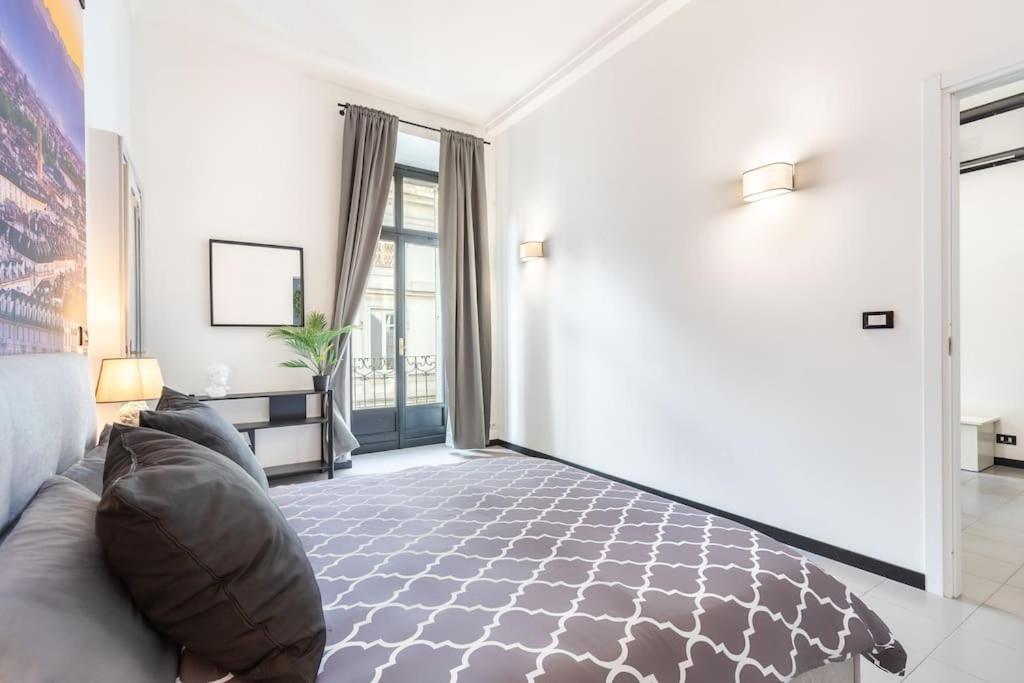 Historical Suite - Pieno Centro - Porta Nuova- Piazza Castello Turin Exteriör bild