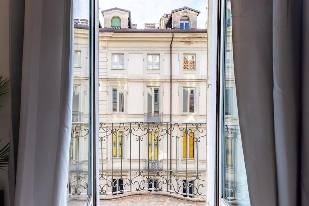 Historical Suite - Pieno Centro - Porta Nuova- Piazza Castello Turin Exteriör bild